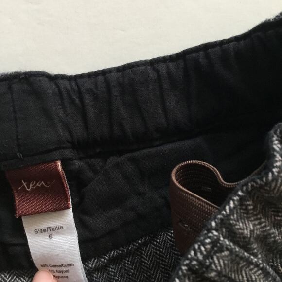 Tea Collection herringbone cuffed shorts - Picture 4 of 6